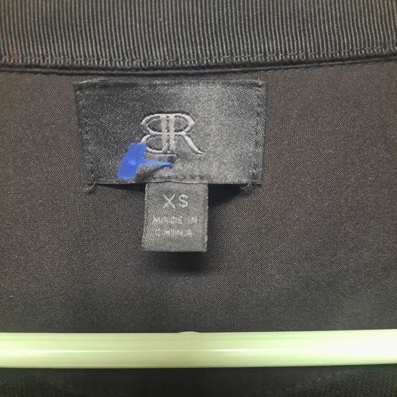 Banana Republic 100% Extra Fine Marino Wool Button Up Cardigan Sweater Black XS - Picture 9 of 9